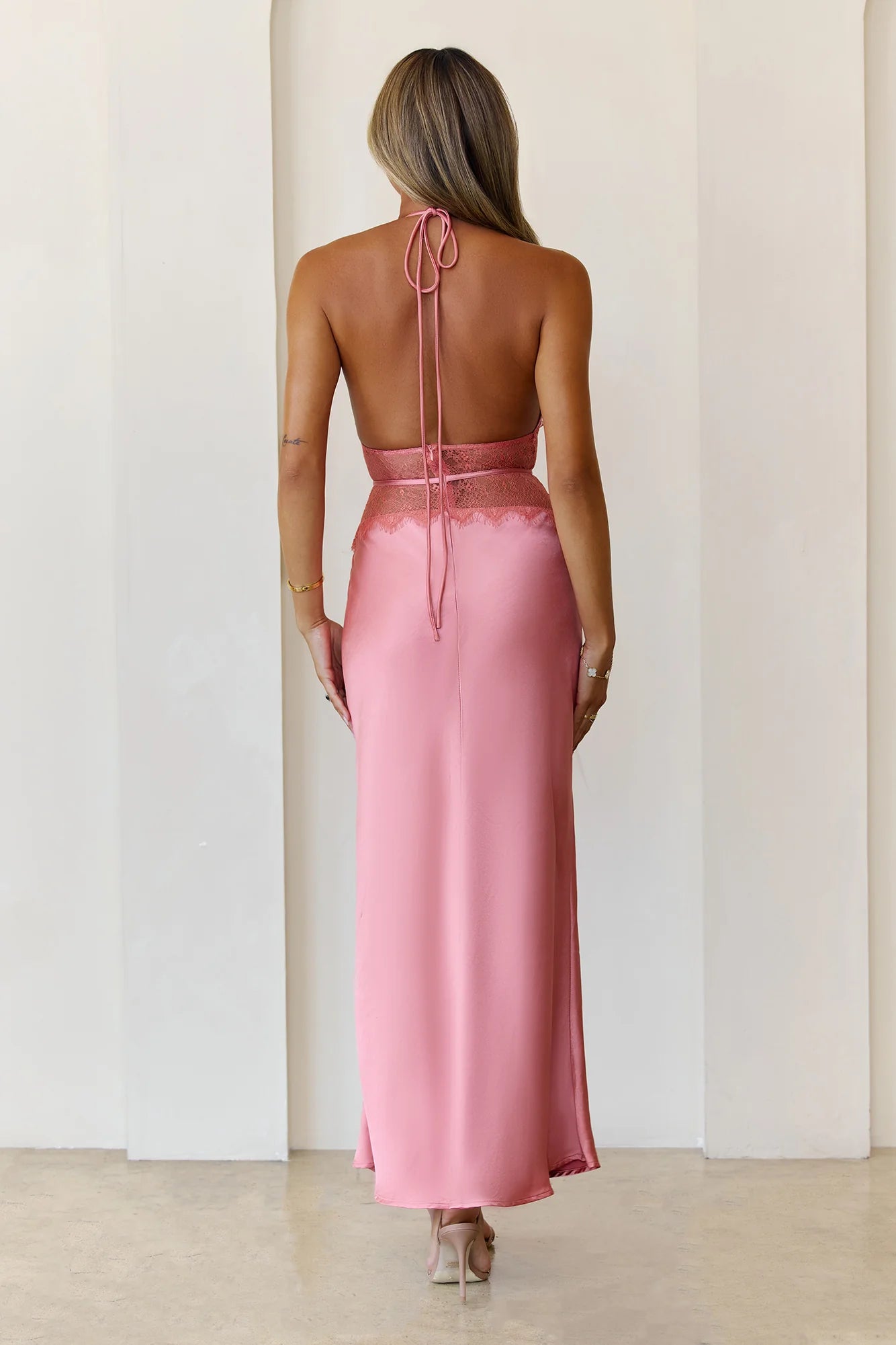 Robe Venus Lace